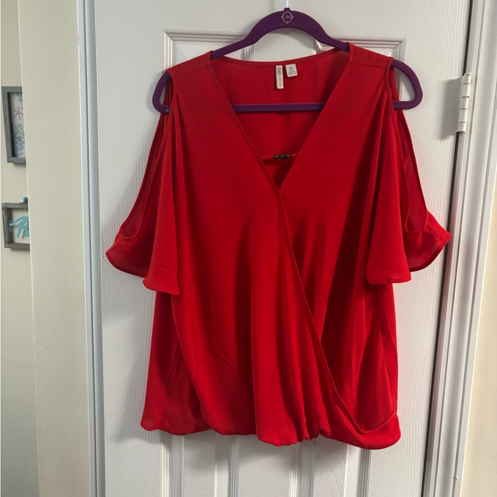 Elegant Red Cold Shoulder Women's Top